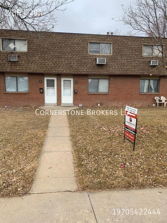 Renovated BiLevel Apartment in Brush! Apartment for Rent in Brush