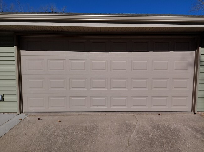 Secure 2 car garage with remote opener - 813 Eastmoor Dr