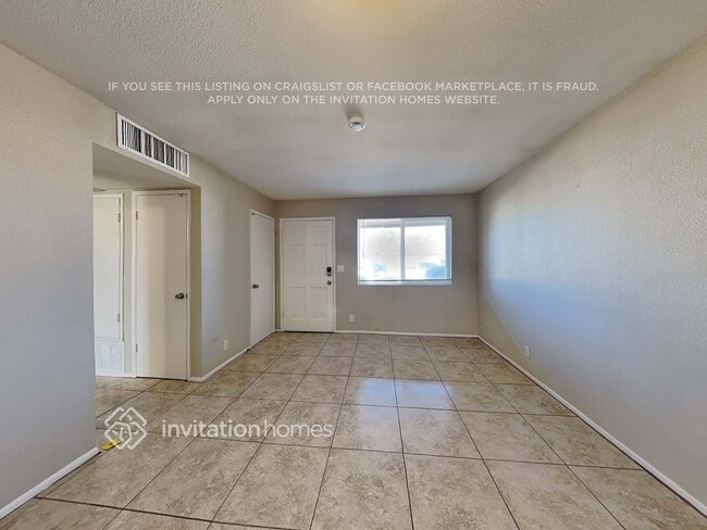 Building Photo - 1013 W Frito Ave