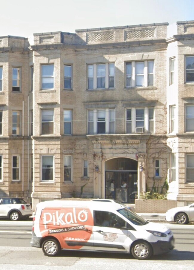Building Photo - 880 Huntington Ave
