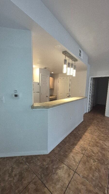 Foto del edificio - 1990 Erving Cir