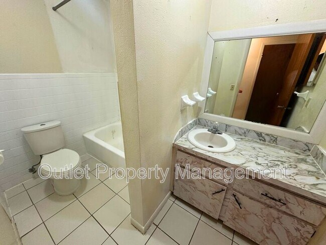 Foto del edificio - 325 N 5th St
