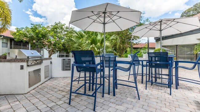 Foto del edificio - 8080 NW 10th Ct