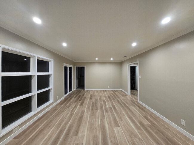 Building Photo - 12715 Glynn Ave