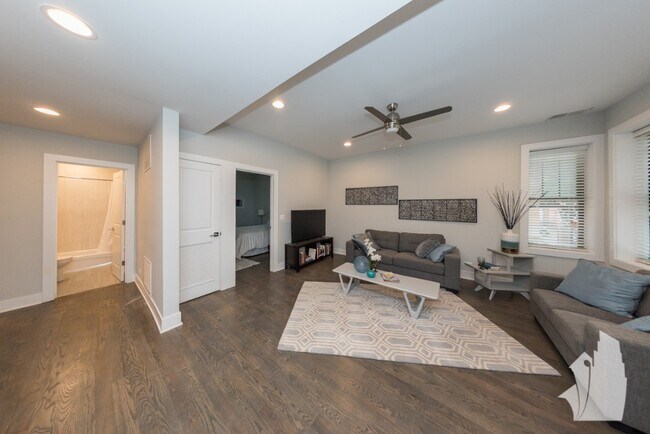 Foto del edificio - 2618 N Rockwell St