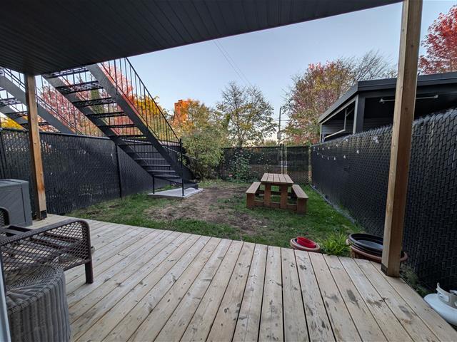 Photo du bâtiment - 5076 Rue Ste Marie