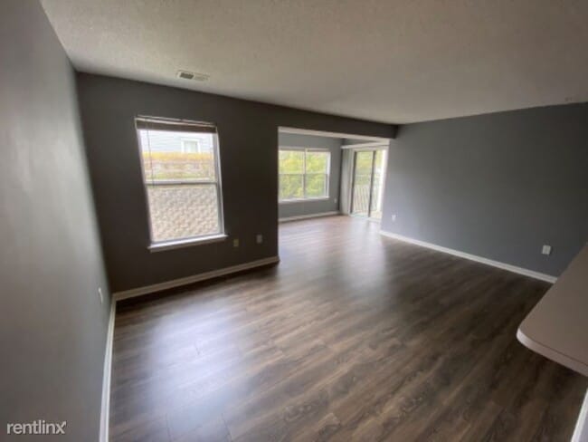 Building Photo - 14202 Valleyfield Dr