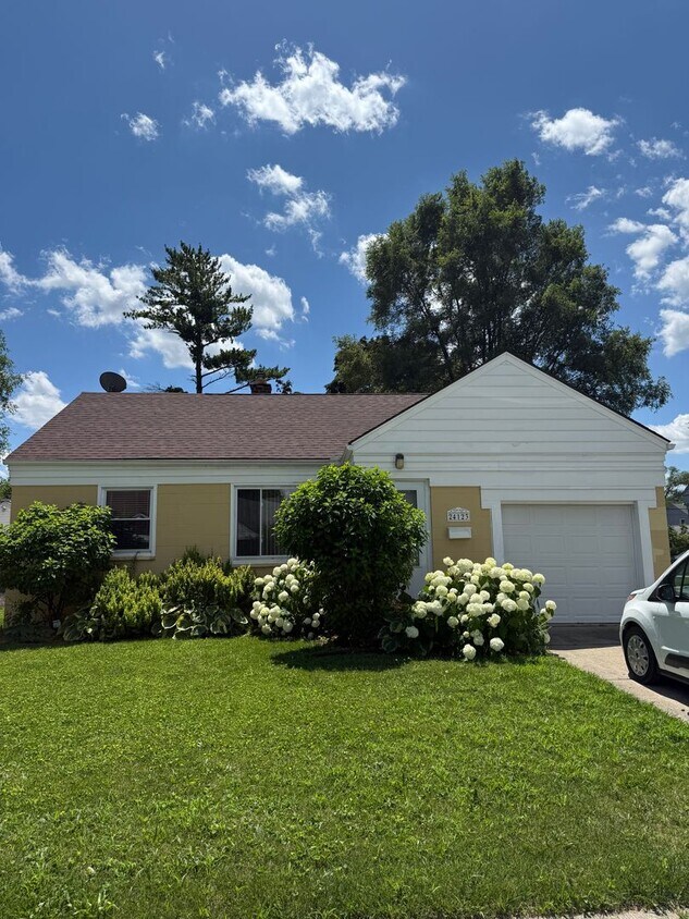 Primary Photo - Move-In Ready 2-bedroom, 2-bathroom Home n...