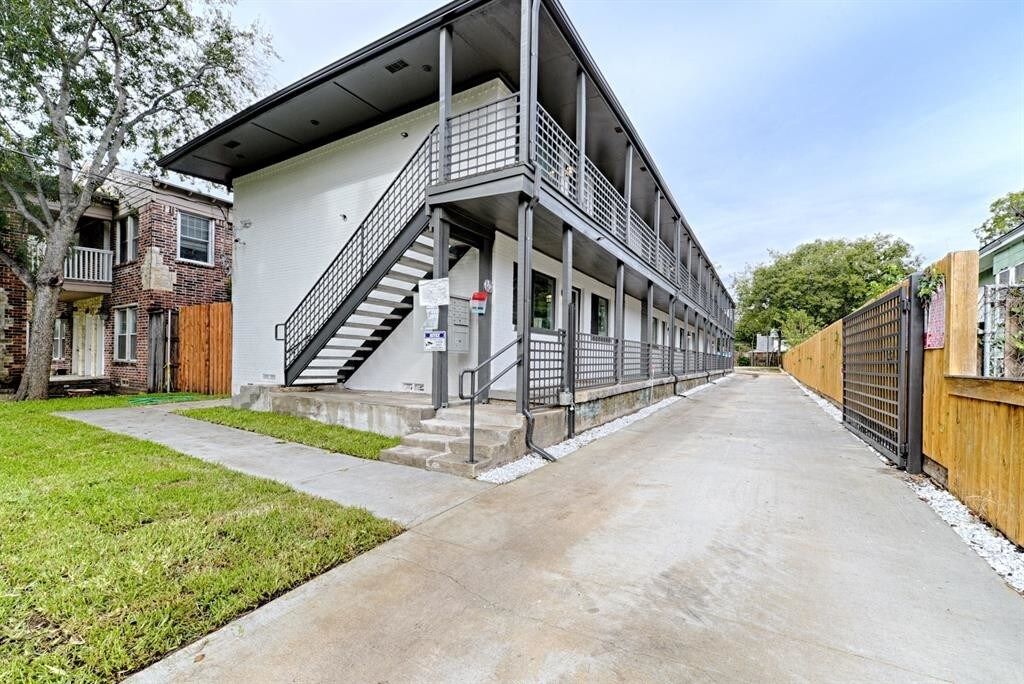 5329 Reiger Ave Unit 201, Dallas, TX 75214 Apartment for Rent in Dallas, TX