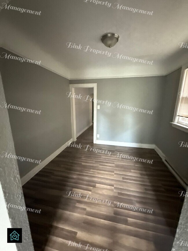 Foto del edificio - 14814 Sussex St