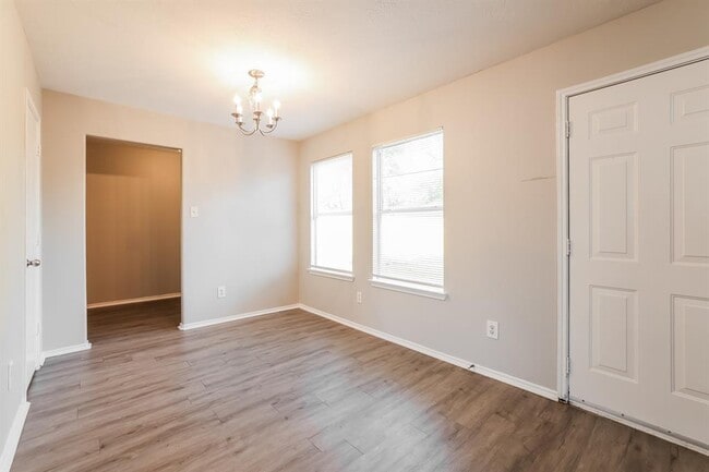 Building Photo - 7507 Kennemer Dr