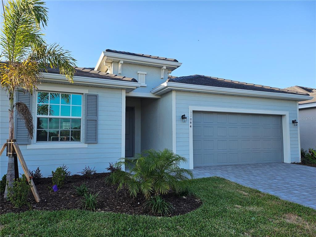Foto principal - 11044 Pinot Dr