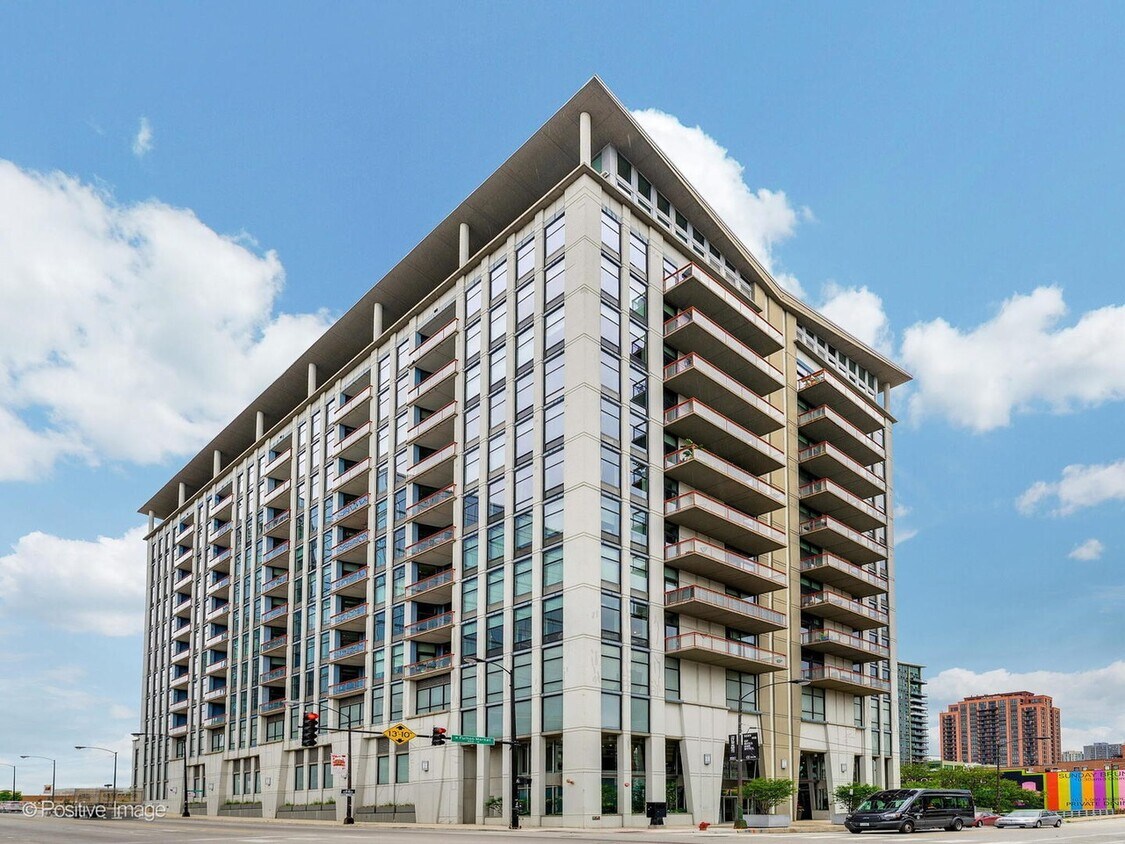 Foto principal - 740 W Fulton St