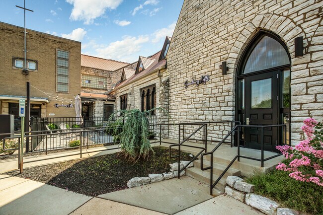 Foto del edificio - 4301 Olive St