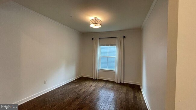 Foto del edificio - 2309 Harmsworth Dr