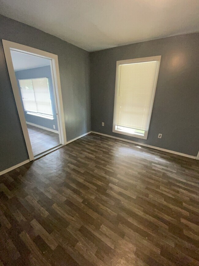 Foto del edificio - 310 Creston Ave