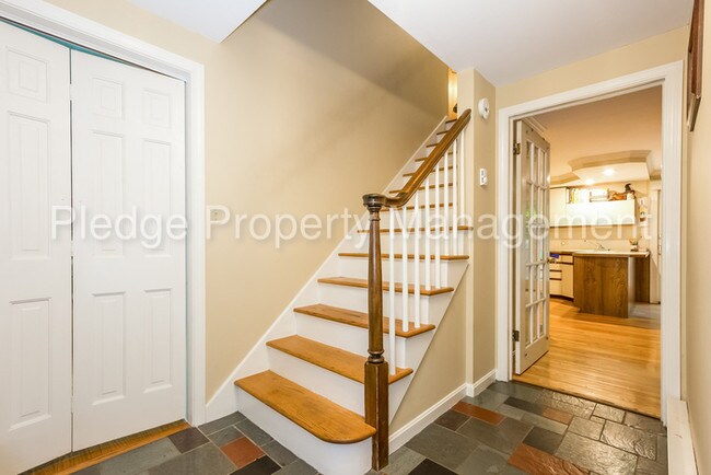 Building Photo - 61 Beech Mountain Rd