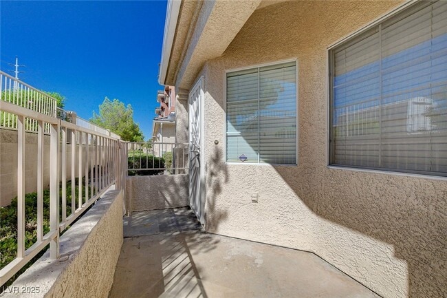 Building Photo - 908 Dusty Creek St