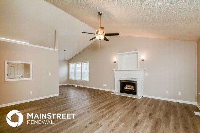 Building Photo - 86 Sommerset Dr