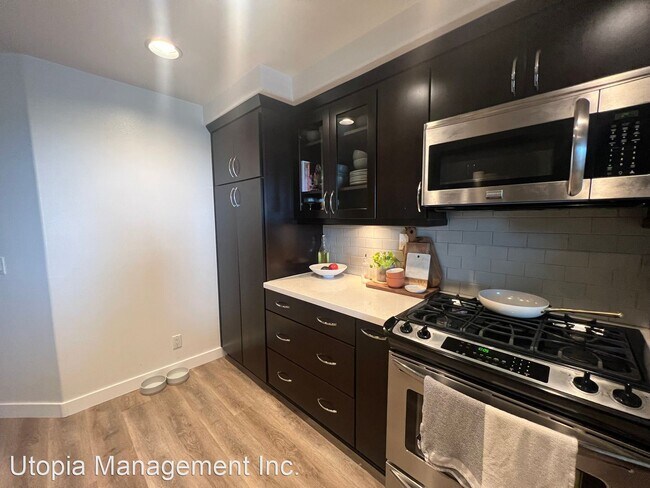 Foto del edificio - 2 br, 2 bath House - 4167 Warner Ave., #202