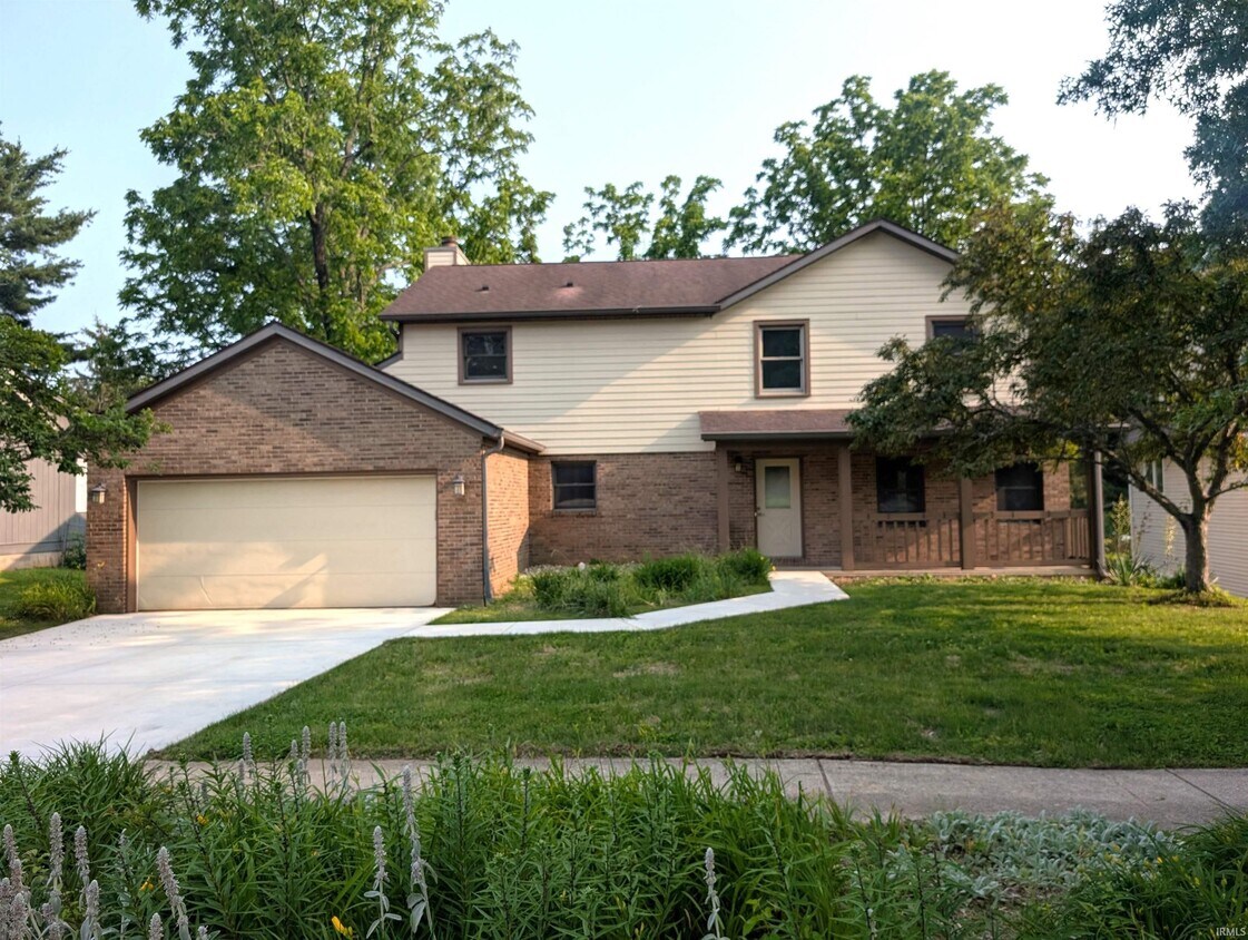 Primary Photo - 3758 S Bainbridge Dr