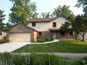 Building Photo - 3758 S Bainbridge Dr