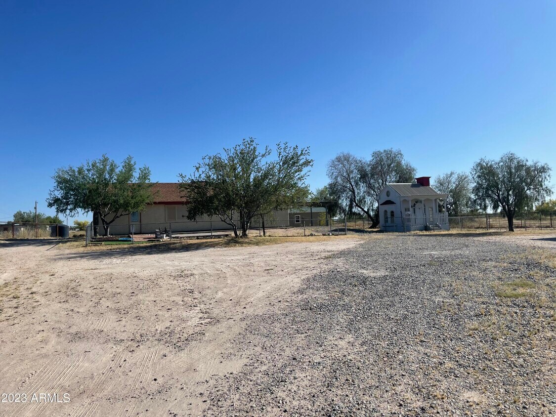 13512 N Betty Angel Way, Florence, AZ 85132 House for Rent in