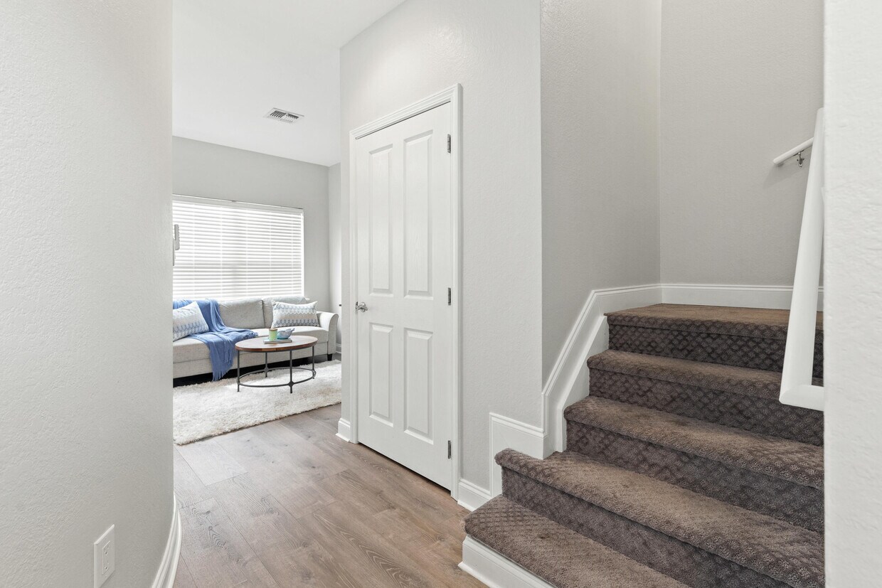 Foto principal - 24 Talon Ct