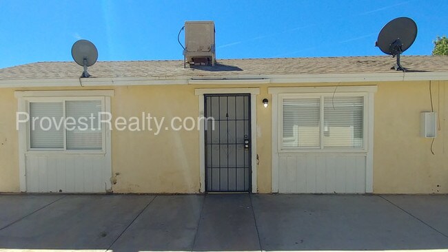 Building Photo - 18190 Larkspur Rd