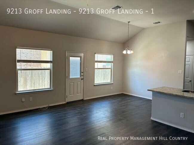 Foto del edificio - 9213 Groff Lndg