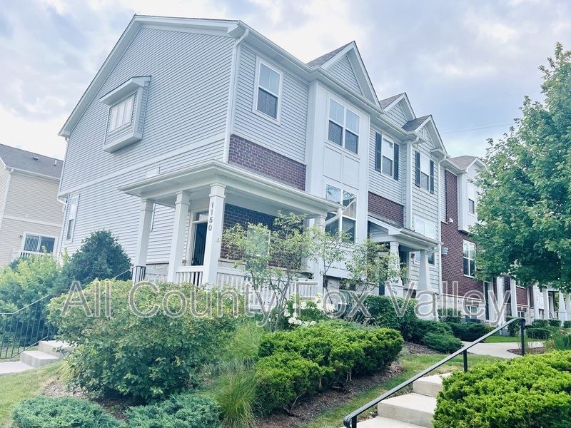 Primary Photo - 1150 Evergreen Ave