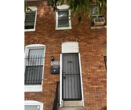 Building Photo - 2406 Wilkens Ave