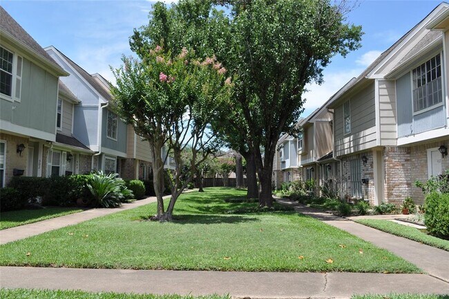 Foto del edificio - 8102 Amelia Rd