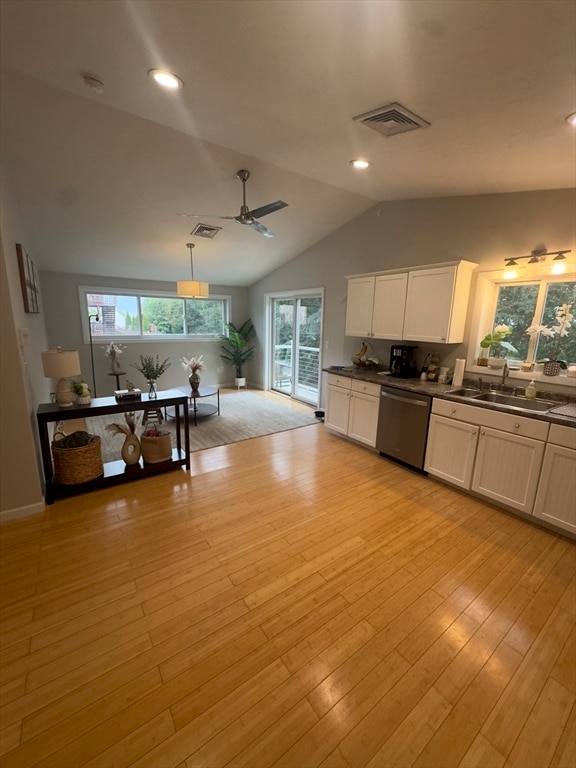 Foto principal - 19 Skyline Dr