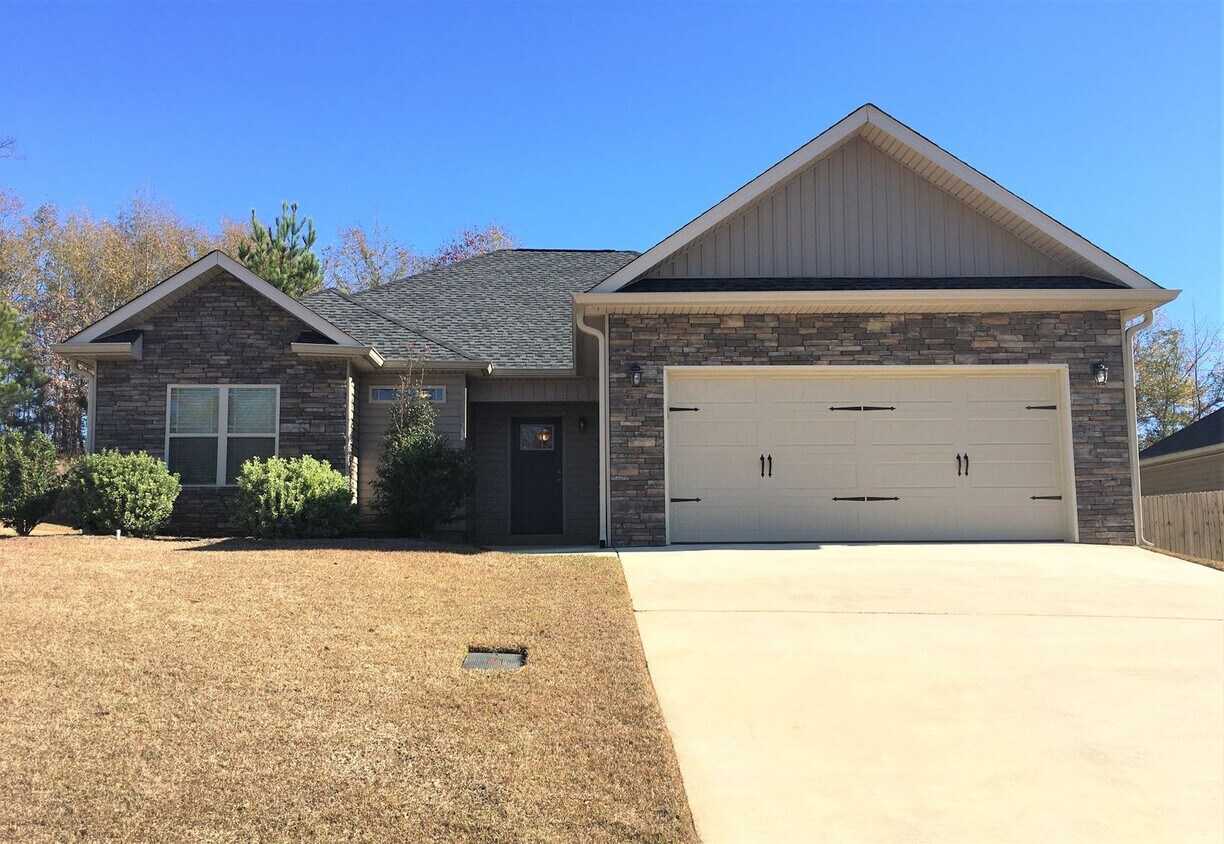 Primary Photo - Great Home near Hilltop Elementary
