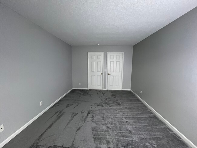 Building Photo - Sturbridge Village