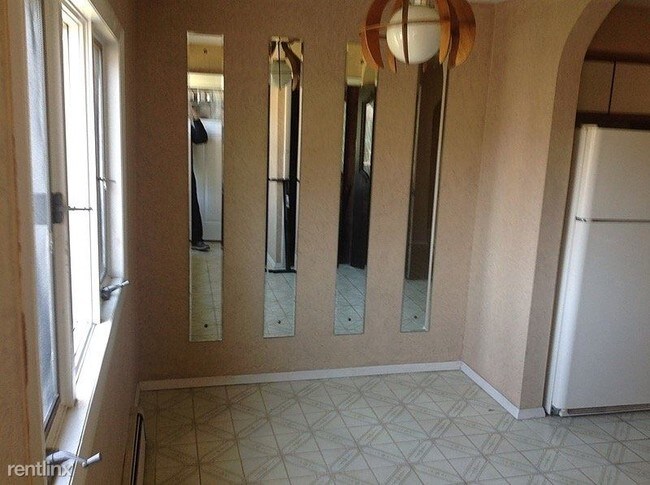 Foto del edificio - 2 br, 2 bath House - 742 Pecan Street