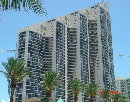 Primary Photo - 17555 Collins Ave