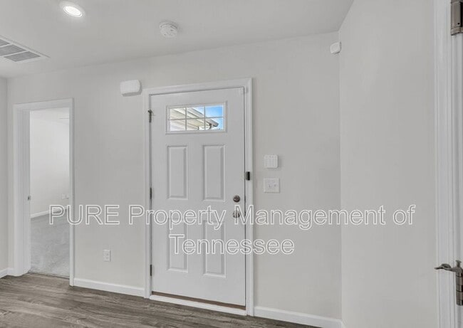 Building Photo - 2056 Westchester Dr