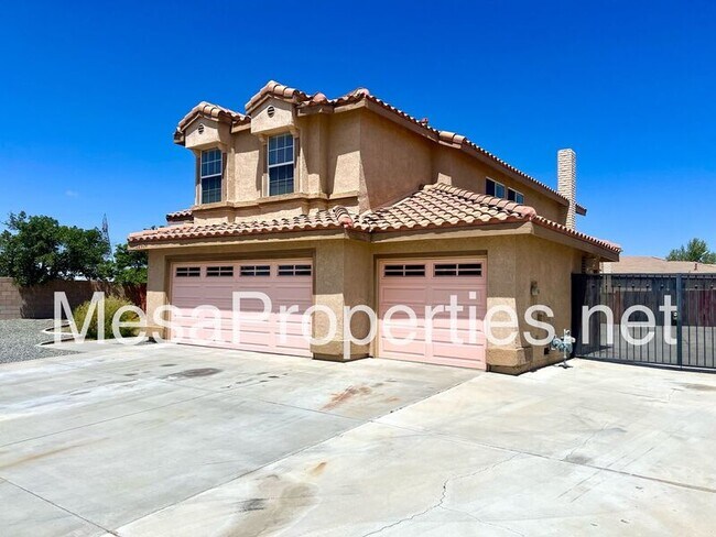 Building Photo - 12914 Tiburon Dr