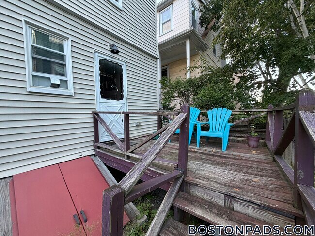 Building Photo - 113 Fresh Pond Pkwy