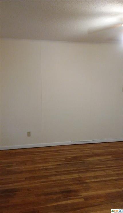 Building Photo - 111 E Hillcrest Dr