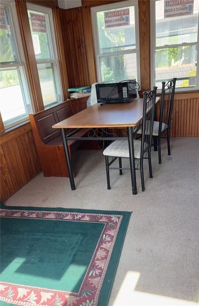 Foto del edificio - 93 Scottsville Rd