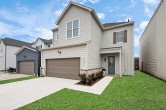 Building Photo - 22014 Lesley Grove Ln