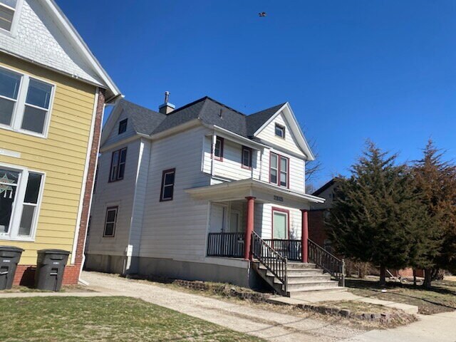Foto del edificio - 3 Bedroom / 1 Bathroom Home in a Central Des Moines Location!