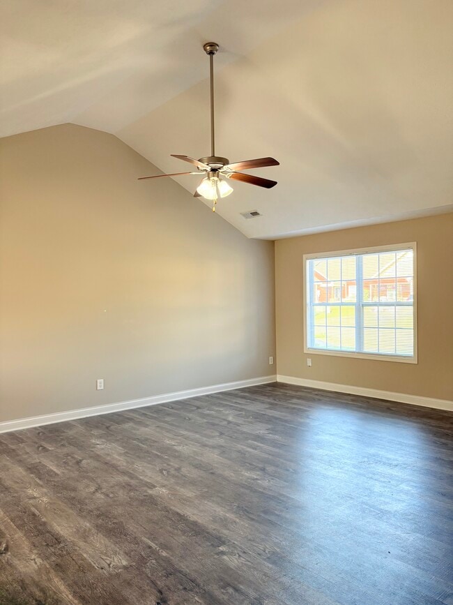 Building Photo - 342 Walnut Creek Dr