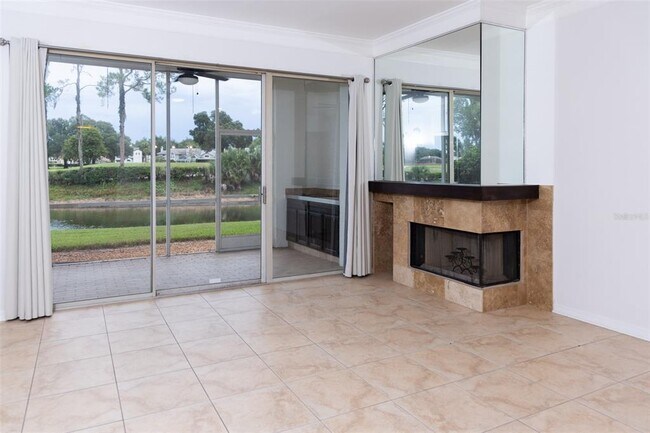 Foto del edificio - 443 Hamptoncrest Cir