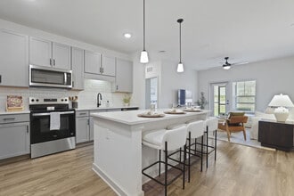 Building Photo - HoM at Pooler
