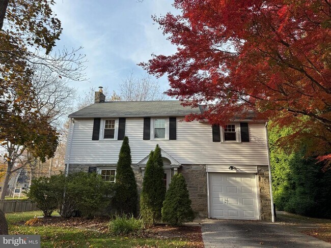 Building Photo - 412 Grange Rd