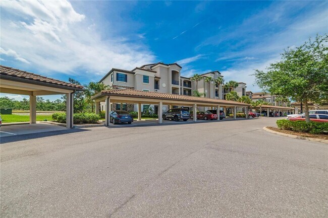 Foto del edificio - 16804 Vardon Ter